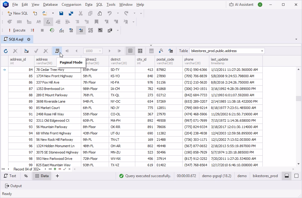 Switching to the paginal mode in dbForge Studio for PostgreSQL