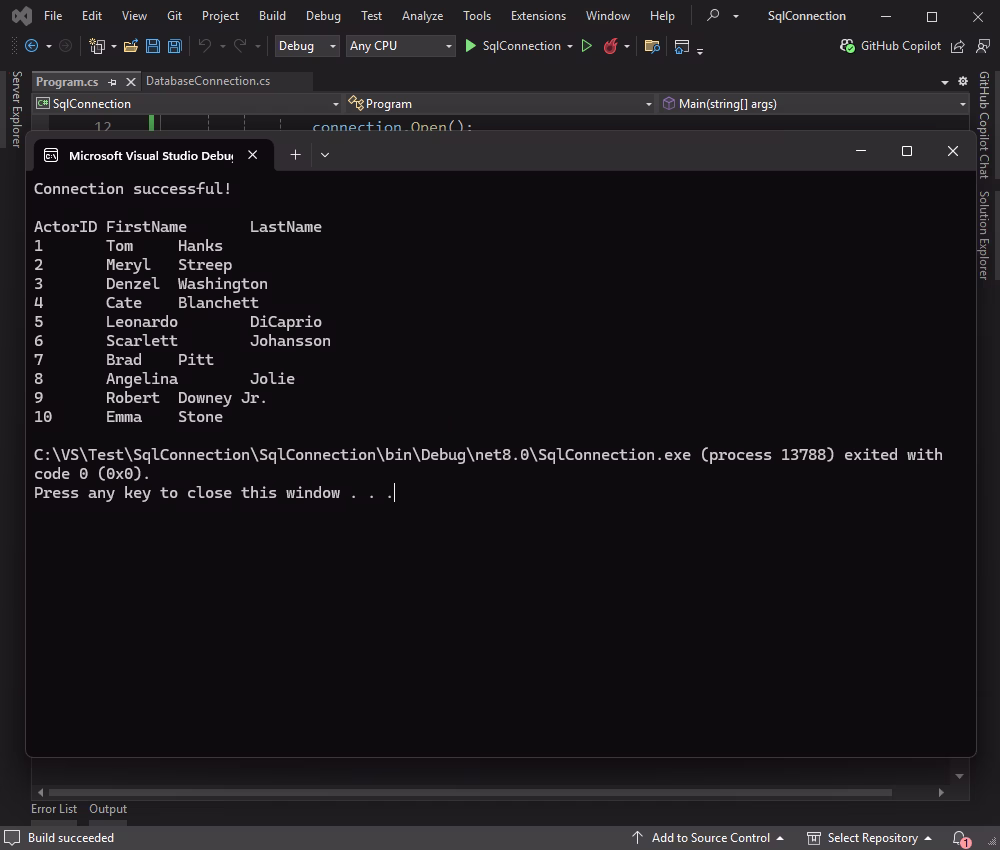 Retrieve data from the SQL Server database using C#